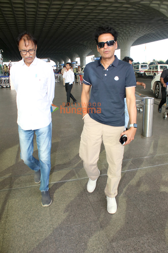Photos Manoj Bajpayee, Pankaj Kapoor and snapped at the airport (4)