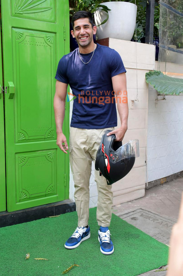 photos namrata sheth and varun sood snapped promoting their web series karmma calling 2