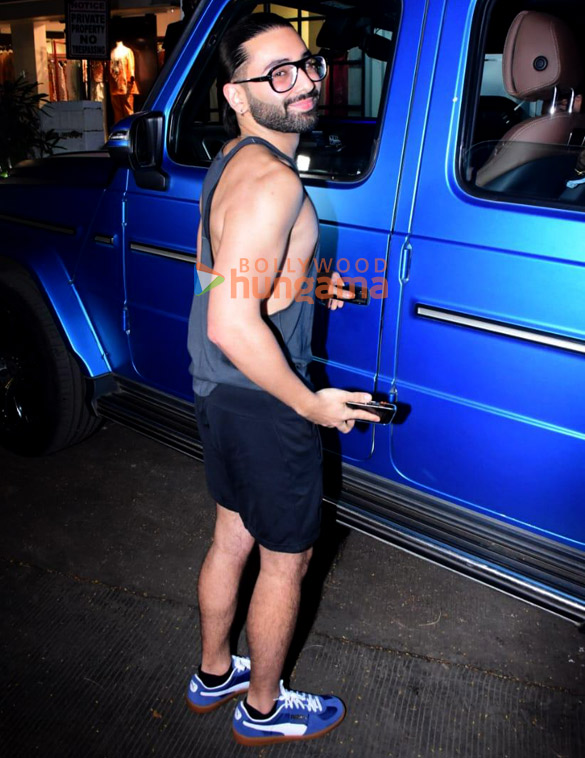 photos orhan awatramani snapped in bandra 4