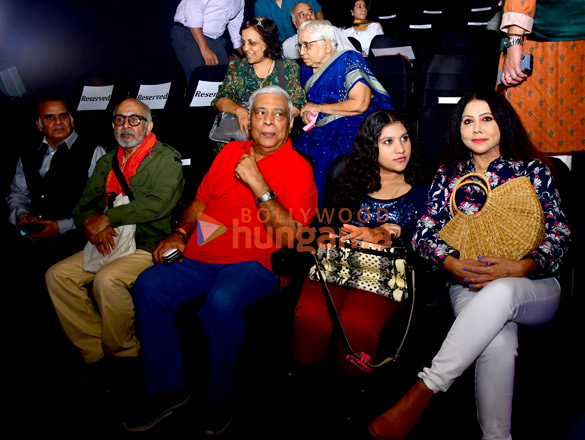 photos prasoon joshi subhash ghai and hema malini among others snapped at the launch of gulzars biography 14