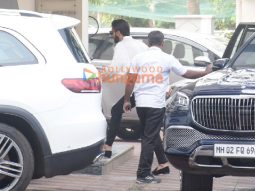 Photos: Ranveer Singh snapped at Sanjay Leela Bhansali’s house