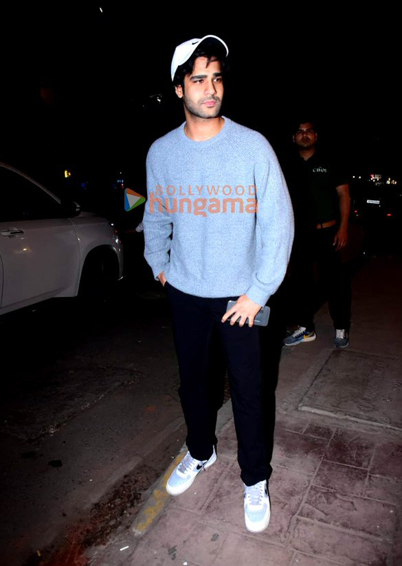 photos rasha thadani and aman devgan snapped in bandra 5