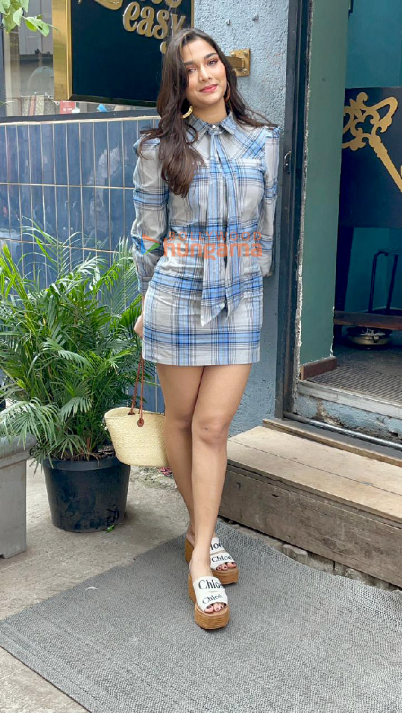 Photos: Saiee Manjrekar snapped in Bandra