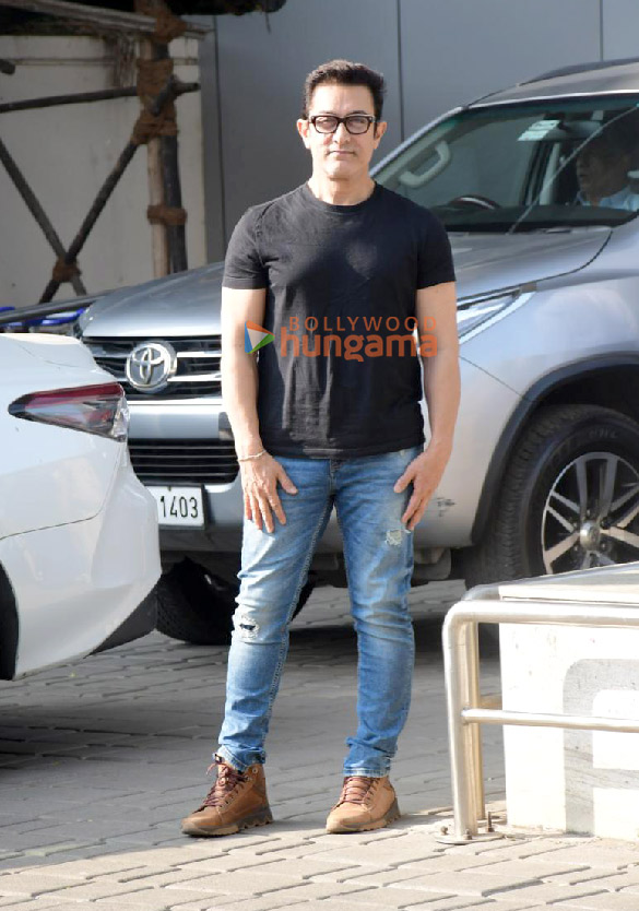 photos salman khan aamir khan alia bhatt and others snapped at kalina airport 5