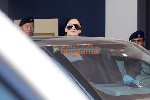 photos salman khan and alia bhatt snapped at kalina airport 1