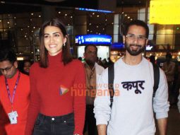 Photos: Shahid Kapoor and Kriti Sanon snapped at the airport