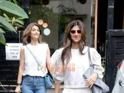 Photos: Shilpa Shetty and Aakansha Malhotra snapped outside a restaurant in Bandra