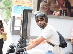 Photos: Sunny Kaushal snapped in Bandra
