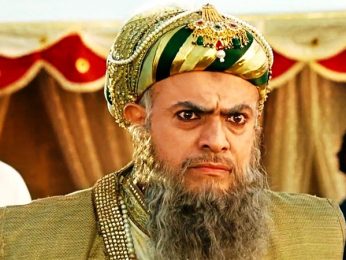 Rajit Kapur on playing Aurangzeb in the multi-lingual Chhatrapati Sambhaji, “Got to play a negative historical character for the first time” Rajit Kapur on playing Aurangzeb in the multi-lingual Chhatrapati Sambhaji, “Got to play a negative historical character for the first time”