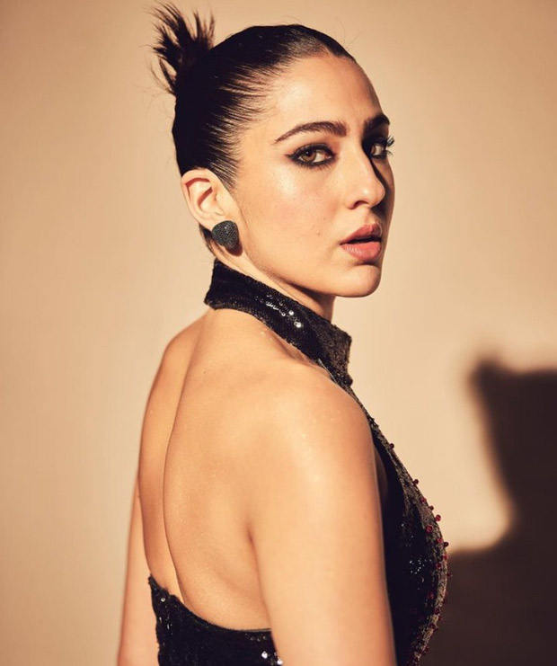 Sara Ali Khan serves sizzling fashion in black sequin gown with lobster design at Filmfare awards 2024