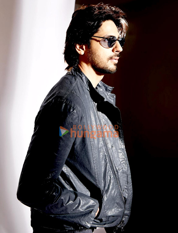 sidharth malhotra 3 34