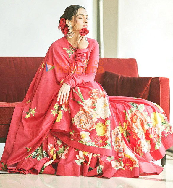 sonam kapoor ahuja 7 12