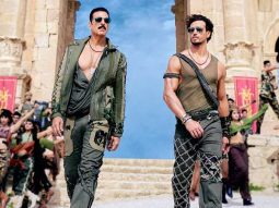 Bade Miyan Chote Miyan: Netizens apologize to Akshay Kumar and Tiger Shroff after Lucknow fan frenzy turns unruly; say, “Choose a better place next time”