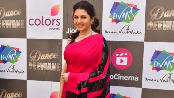 Isn’t she pretty Bhagyashree poses for paps as she gets clicked at Dance Deewane set
