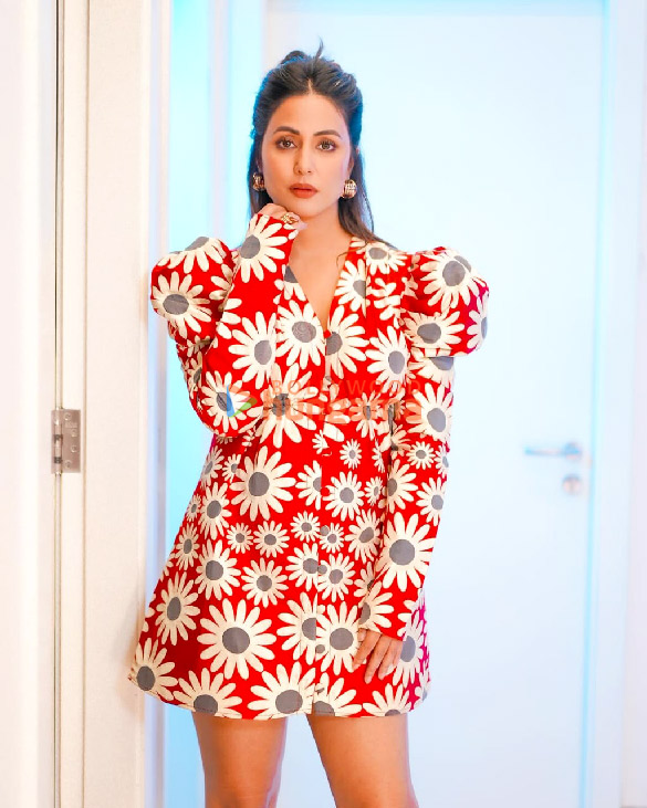 hina khan 3 34
