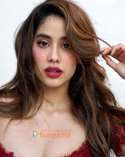 Celeb Photos Of Janhvi Kapoor