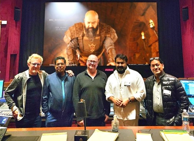 Mohanlal watches Barroz at Sony Studios in Hollywood with music composer Mark Kilian and theatre actor Jonathan Miller, see pic : Bollywood News