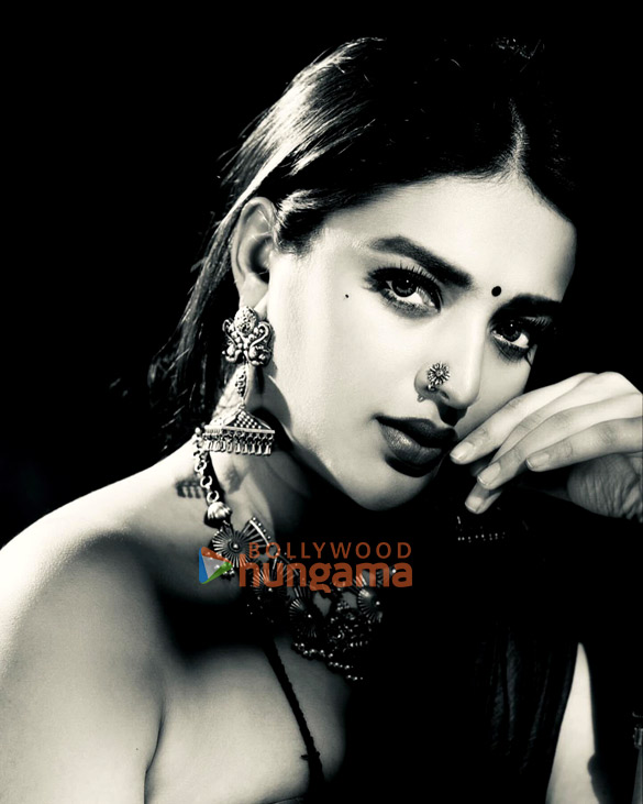 nidhhi agerwal 1 15