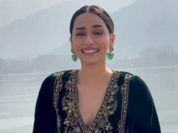 Our day just got better! Manushi Chhillar enjoys boat ride at Dal Lake