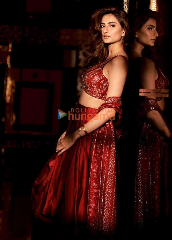 palak tiwari 1 124