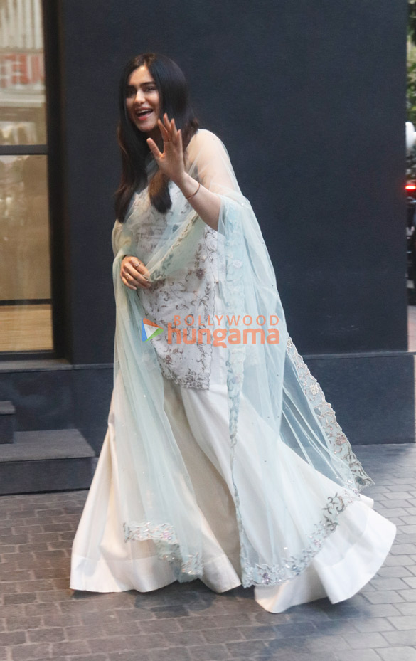 photos adah sharma vipul amrutlal shah and sudipto sen snapped at excel entertainments office 4