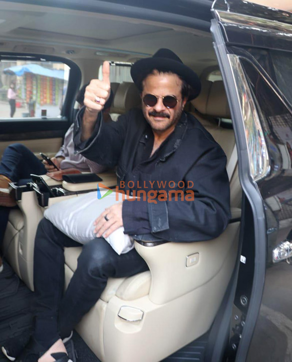 Photos: Anil Kapoor snapped in Bandra Photos: Anil Kapoor snapped in Bandra