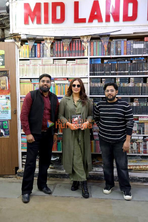 Photos: Huma Qureshi snapped signing copies of her first novel, Zeba: An Accidental Superhero, for her fans in a Delhi bookstore