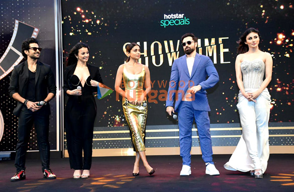 photos karan johar rajeev khandelwal mahima makwana shriya saran emraan hashmi and mouni roy snapped at the trailer launch of showtime 6