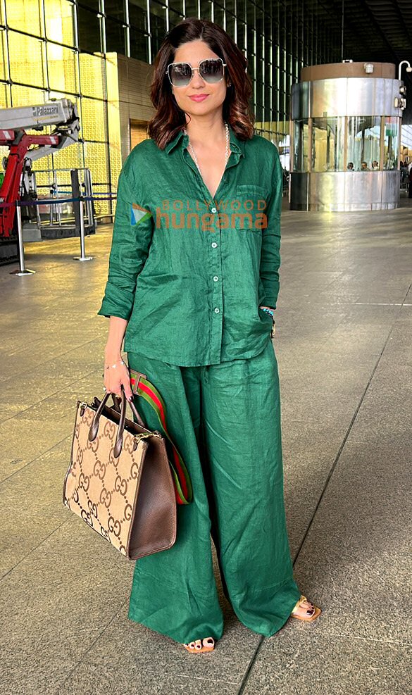 photos kareena kapoor khan manushi chhillar and others snapped at the airport 4