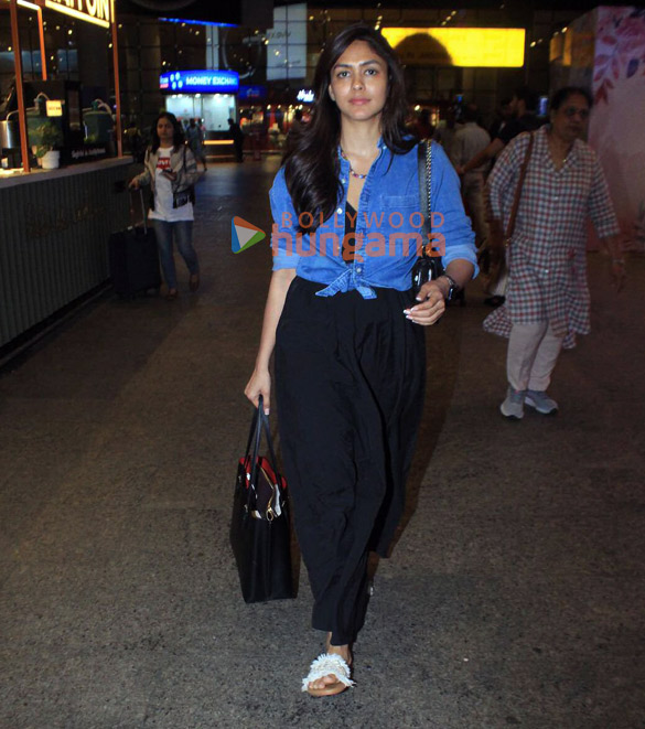 Photos: Mrunal Thakur, Manushi Chhillar and Orhan Awatramani snapped at the airport