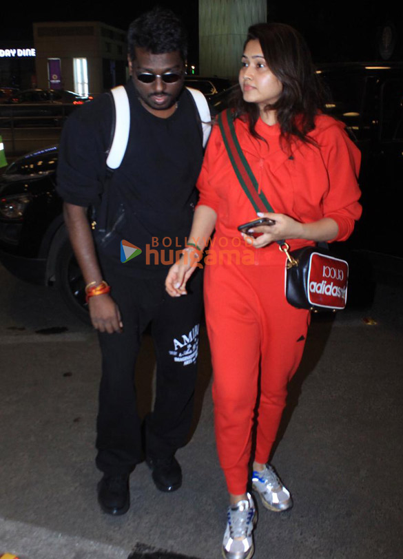 photos ranveer singh deepika padukone and others snapped at the airport 2 7