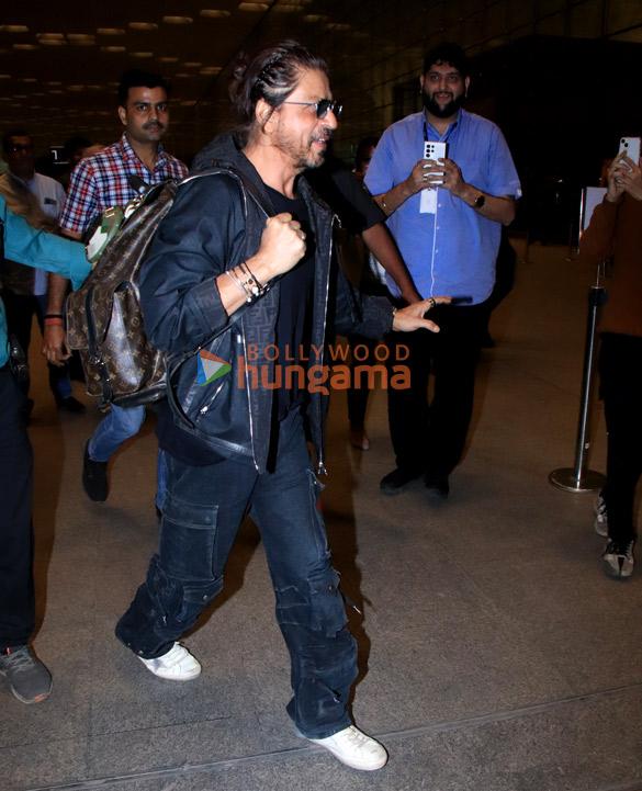 Photos: Shah Rukh Khan and Anjali Arora snapped at the airport | Parties & Events