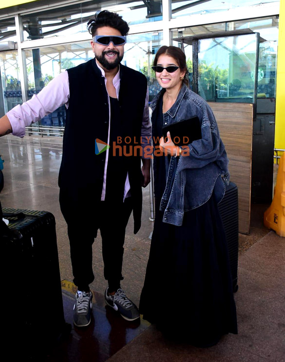 photos shilpa shetty shetty raj kundra and others snapped at goa airport 4 1