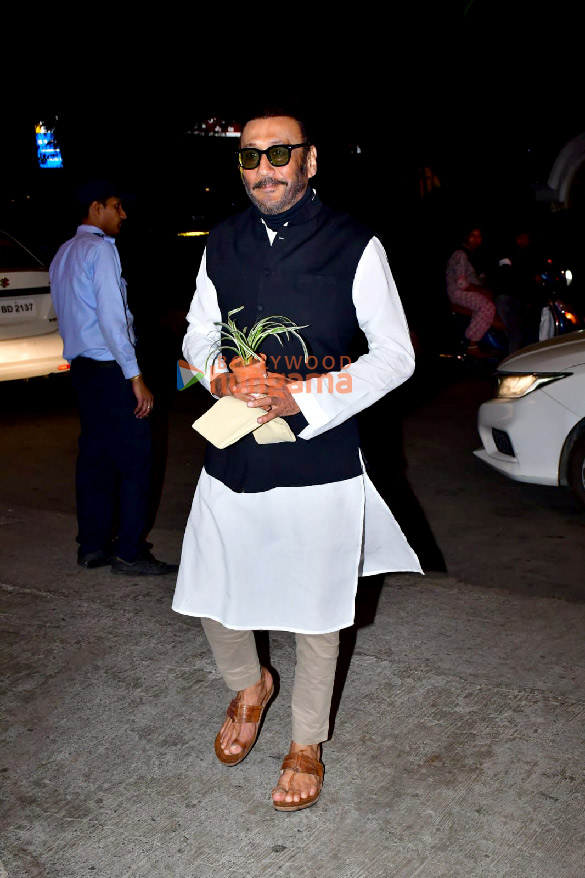 photos shraddha kapoor ayushmann khurrana and jackie shroff snapped at an awards show in mumbai today 6