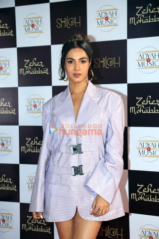 Photos: Sonal Chauhan, Taha Shah Badussha, Siddharth Nigam and others at the launch of their music video ‘Zeher Mohabbat’