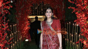 Photos: Sonam Kapoor Ahuja snapped in town