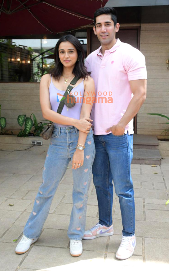 photos varun sood namrata sheth viraf patel and the team of karmma calling snapped at bluebop cafe celebrating the succ 5