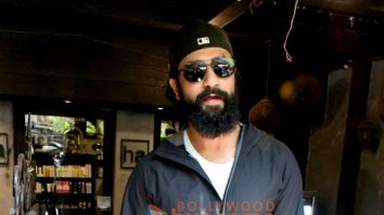 Photos: Vicky Kaushal spotted at a salon in Khar