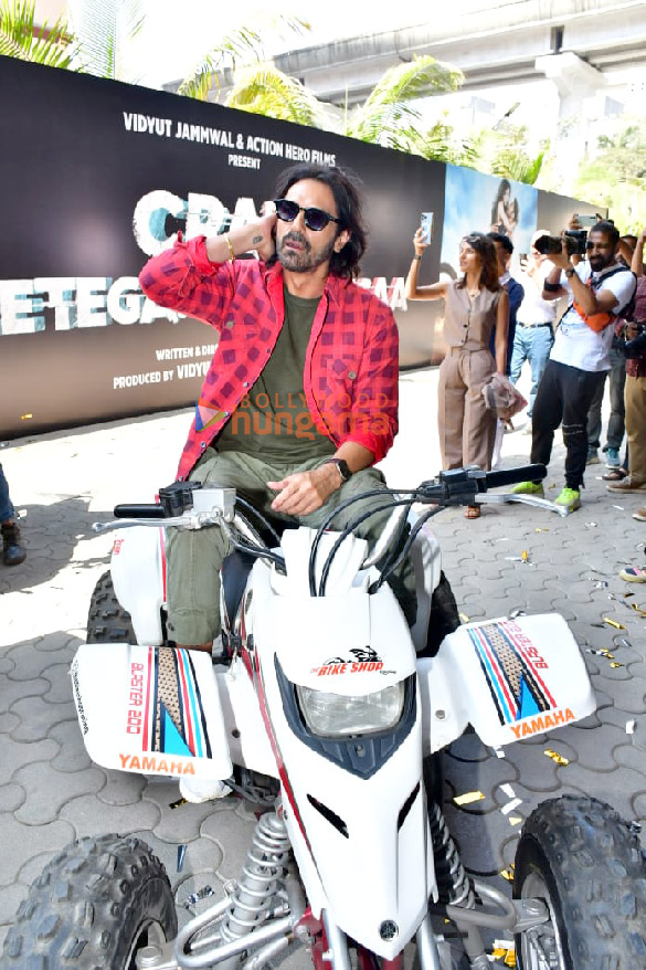 photos vidyut jammwal arjun rampal nora fatehi and aditya datt snapped at crackk trailer launch 6