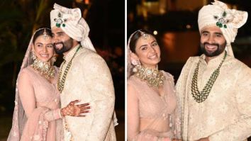 Rakul Preet Singh and Jackky Bhagnani pose for paparazzi as newlyweds; they call her “Bhabhi ji…”