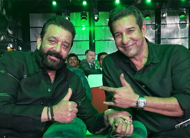 Sanjay Dutt strikes a pose with Wasim Akram; Pakistani cricketer describes him as, ”Humble as always” 
