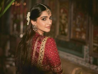 Sonam Kapoor dons mom’s 35-year-old Gharchola saree at Apeksha Maker’s wedding reception Sonam Kapoor dons mom’s 35-year-old Gharchola saree at Apeksha Maker’s wedding reception