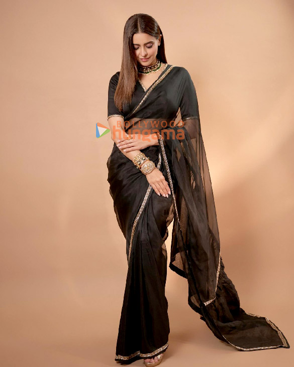 aamna shariff 3 92