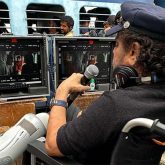 Anees Bazmee back on set for Bhool Bhulaiyaa 3 despite leg injury: "My happy place"