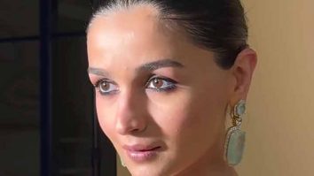 Beautiful! Alia Bhatt dazzles in a saree for Zee Cine Awards