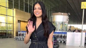 Chic & Stylish! Malvika Mohanan gets clicked at the airport by paps