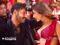 Movie Wallpapers Of The Movie De De Pyaar De 2