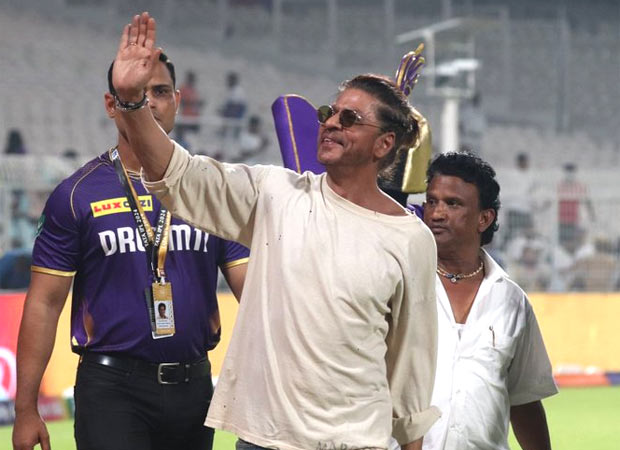 IPL 2024 Shah Rukh Khan Greets Eden Gardens Crowd As Kolkata Knight IPL 2024 Shah Rukh Khan Greets Eden Gardens Crowd As Kolkata Knight