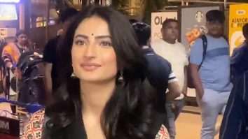 Palak Tiwari looks simply beautiful in this bindi and salwar