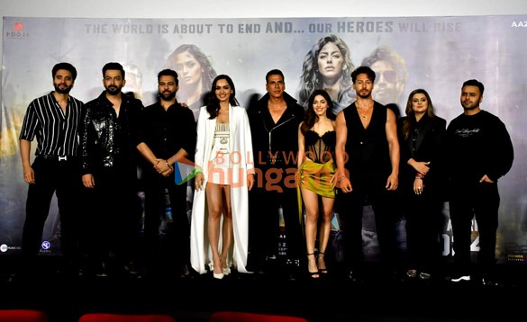 photos akshay kumar tiger shroff alaya f manushi chhillar and others snapped at the trailer launch of bade miyan chote miyan
